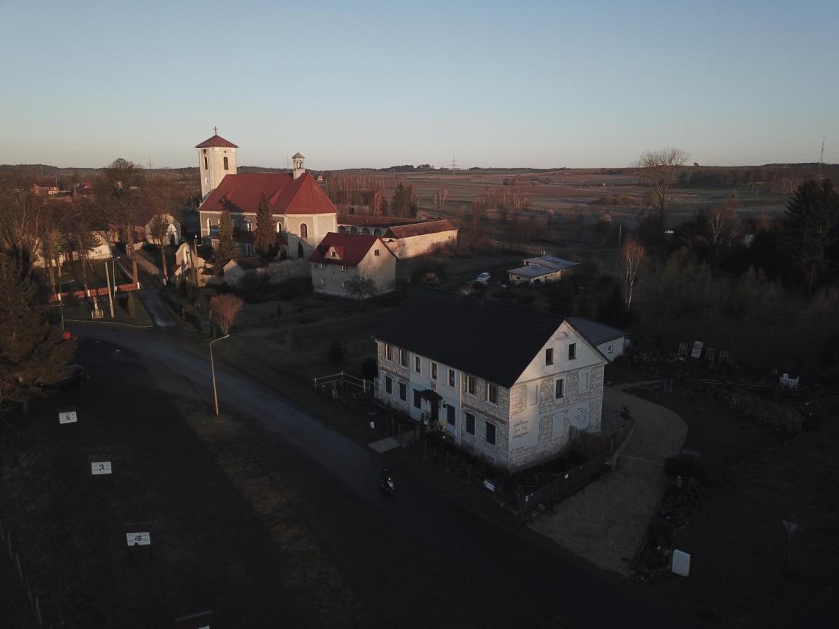 Dom Mili Villa Henrykow Lubanski Buitenkant foto