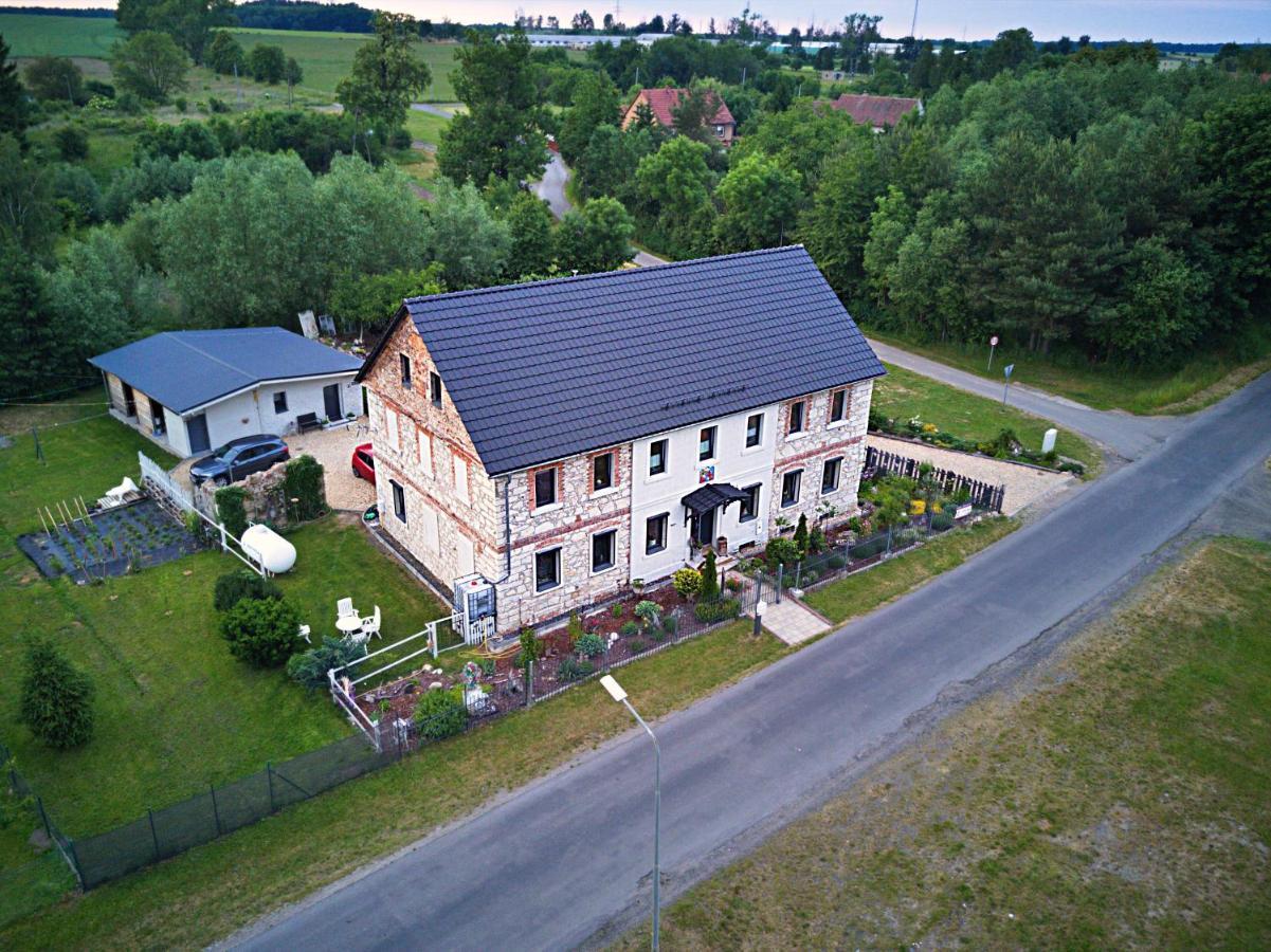 Dom Mili Villa Henrykow Lubanski Buitenkant foto