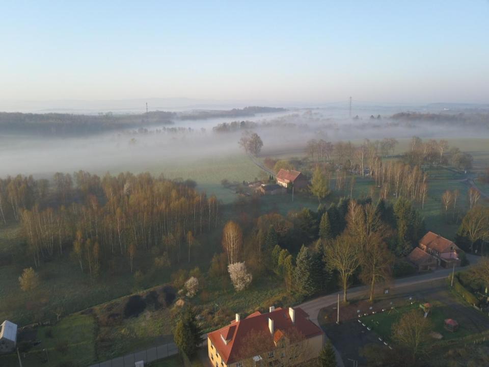 Dom Mili Villa Henrykow Lubanski Buitenkant foto